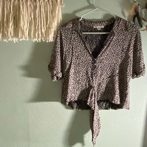 American Eagle Black and White Floral Top